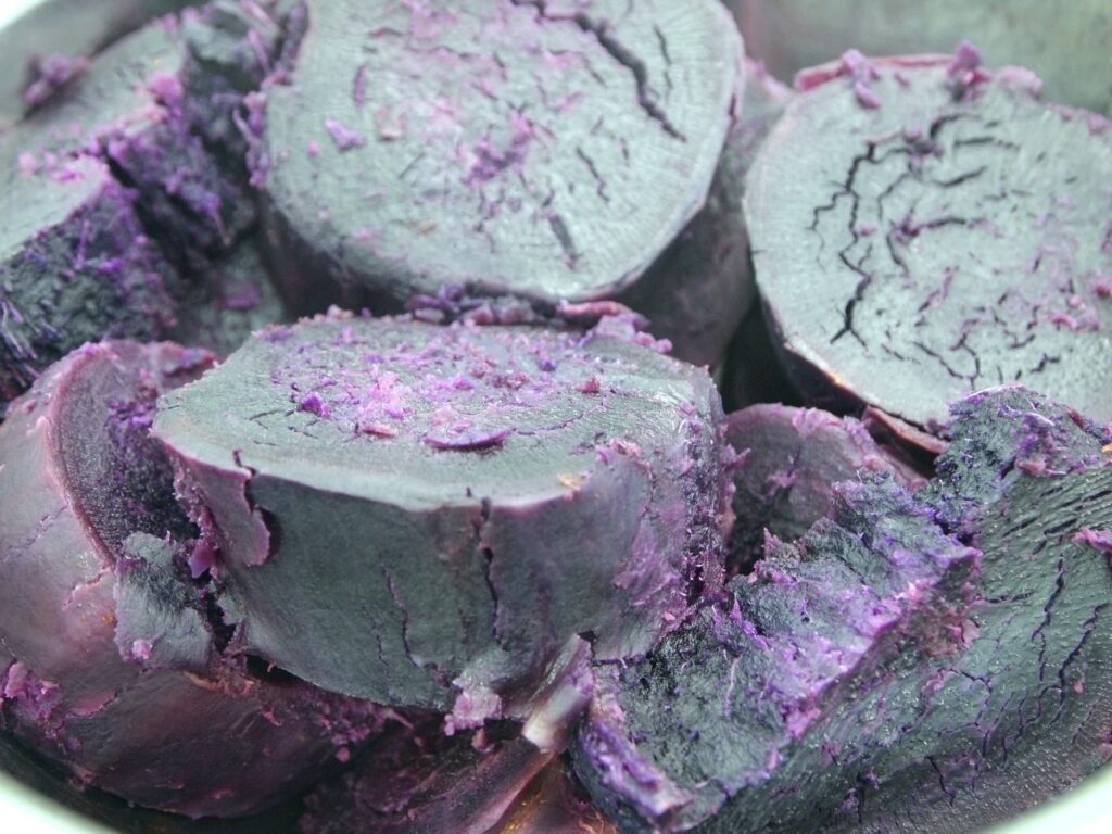蒸した紫芋